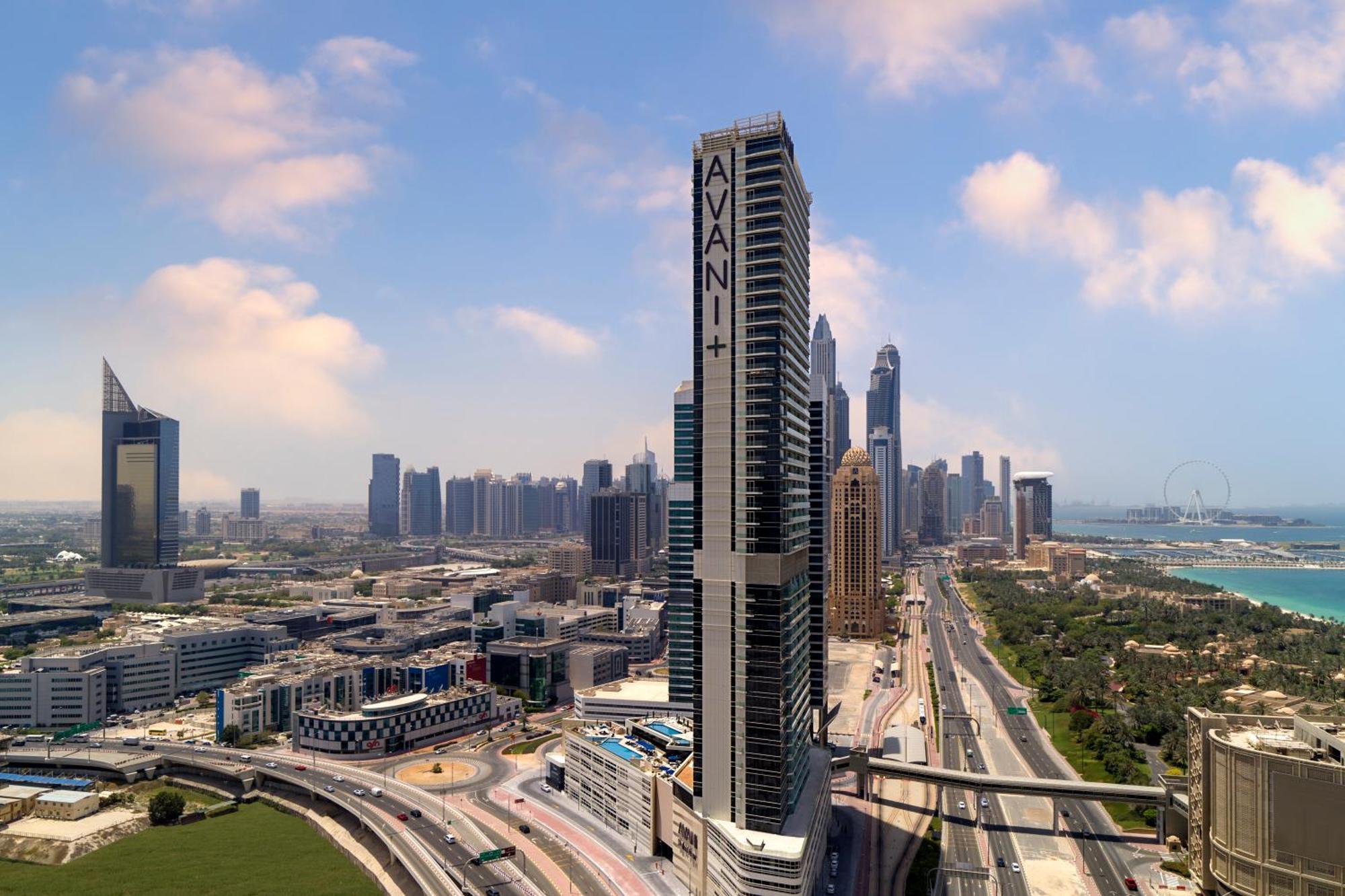Avani Palm View & Апарт-отель Дубай